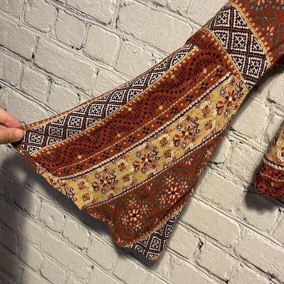 SADIE and Sage Top Size Small Bell Sleeve Prairie Rustic Peasant Boho - Picture 6 of 10